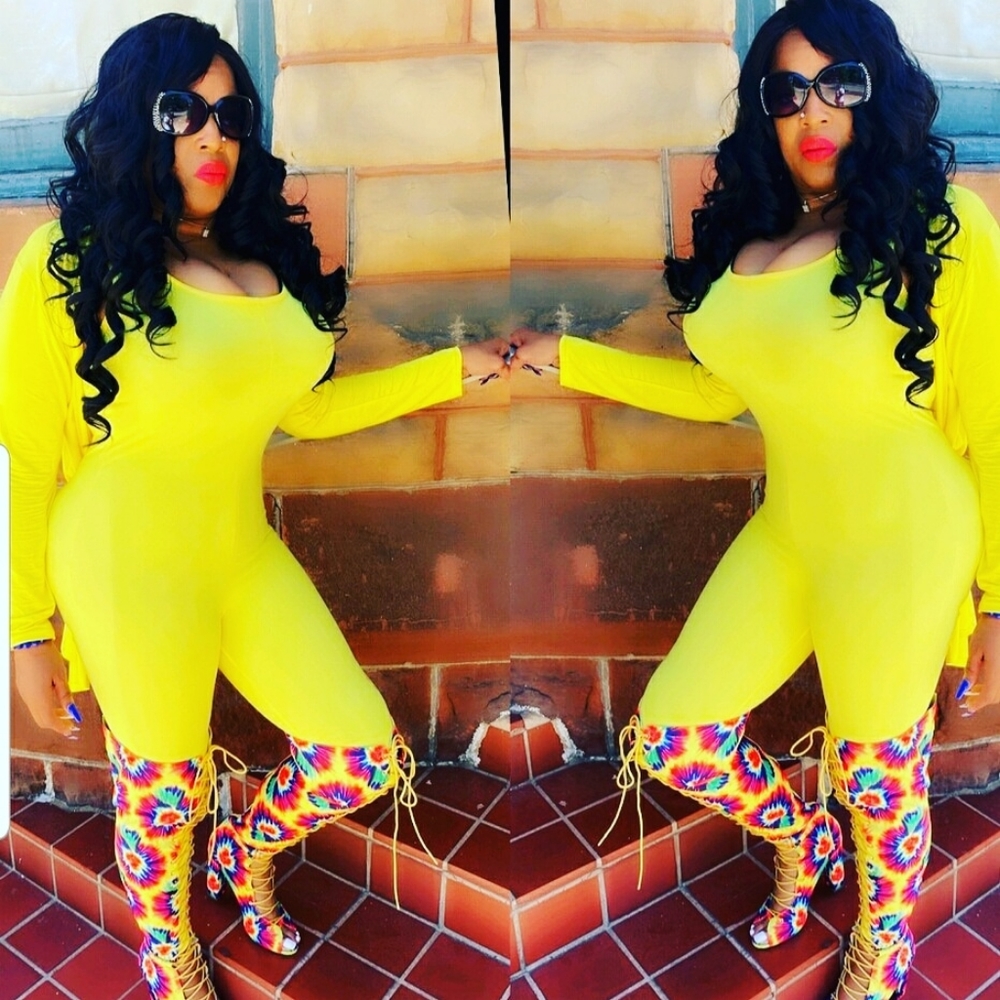 Yellow jumper size M/L